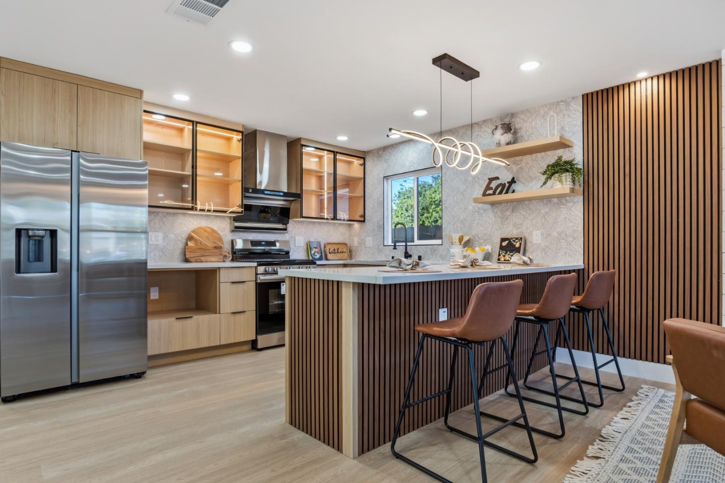 Detail Gallery Image 5 of 15 For 3381 Mount Everest Dr, San Jose,  CA 95127 - 3 Beds | 2 Baths