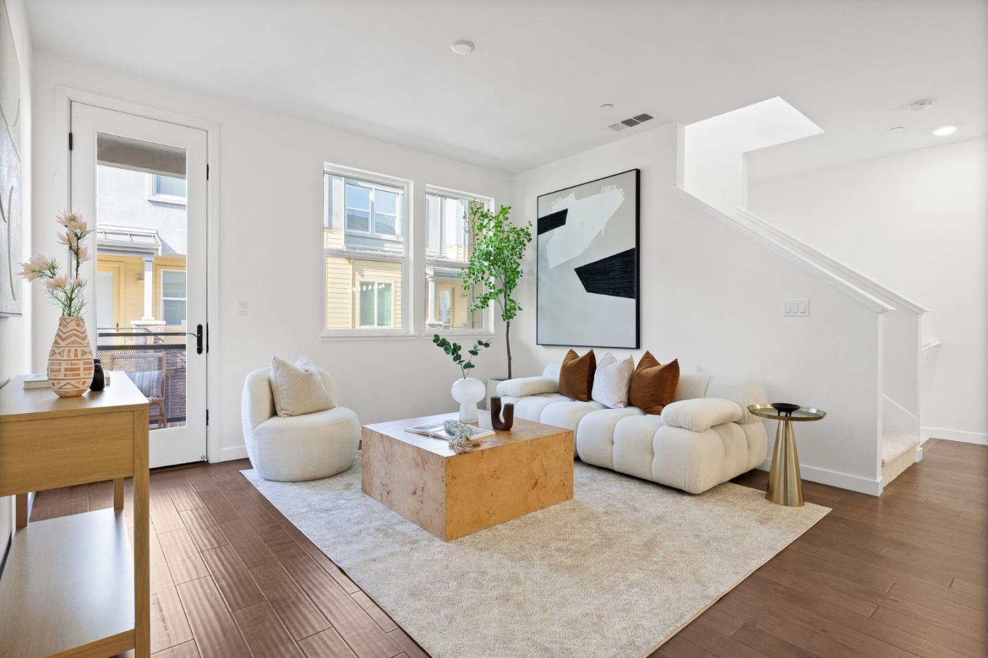 Photo #5: ML82036122 Listing: Photo #5