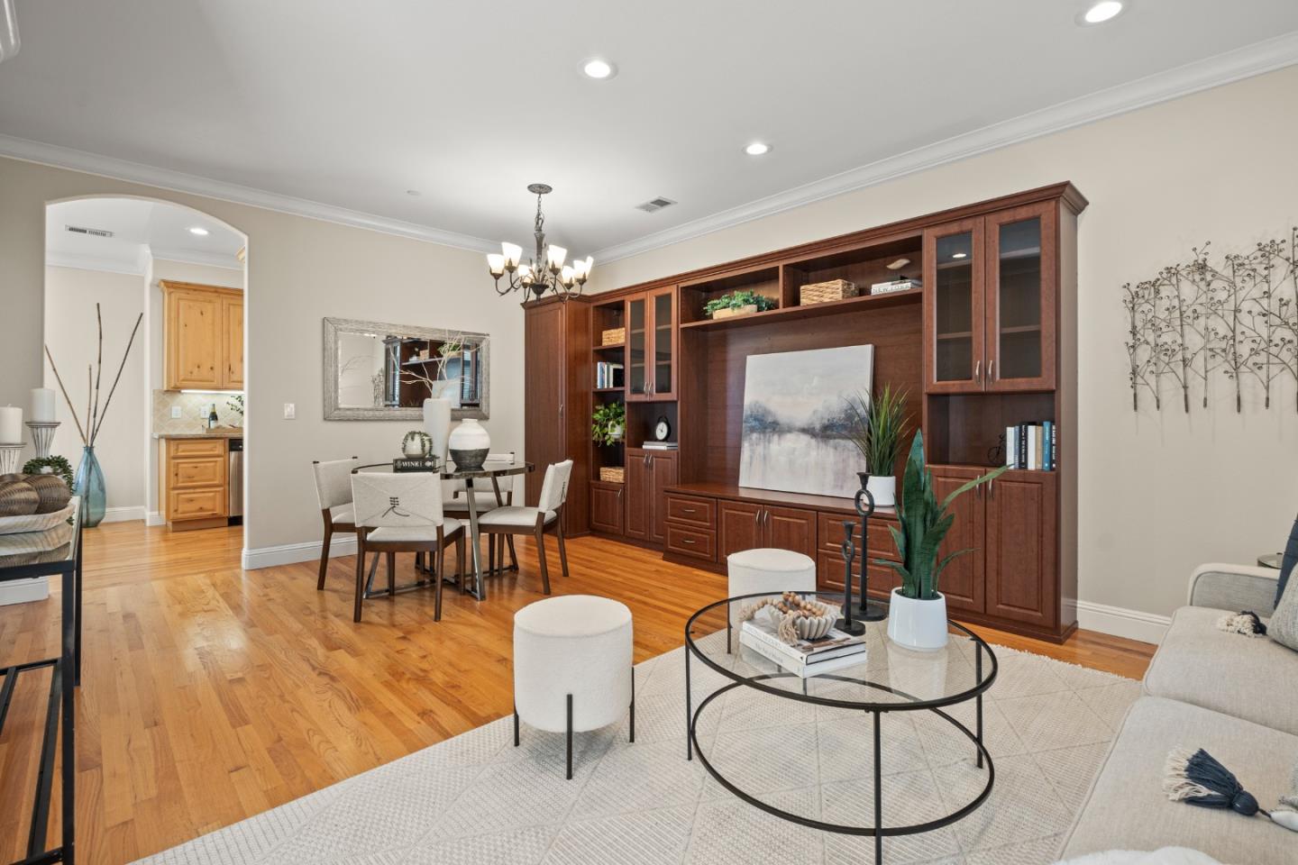 Photo #2: ML82036125 Listing: Photo #2