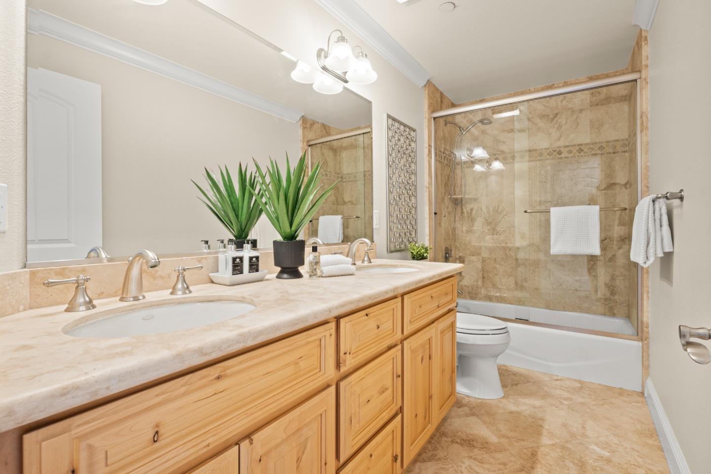 Photo #20: ML82036125 Listing: Photo #20