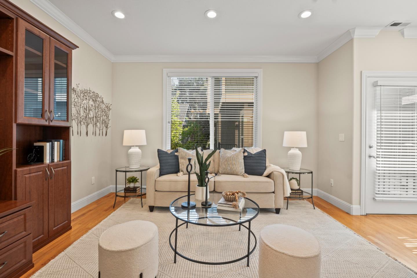 Photo #4: ML82036125 Listing: Photo #4