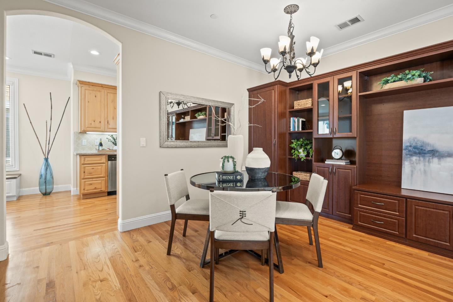 Photo #8: ML82036125 Listing: Photo #8