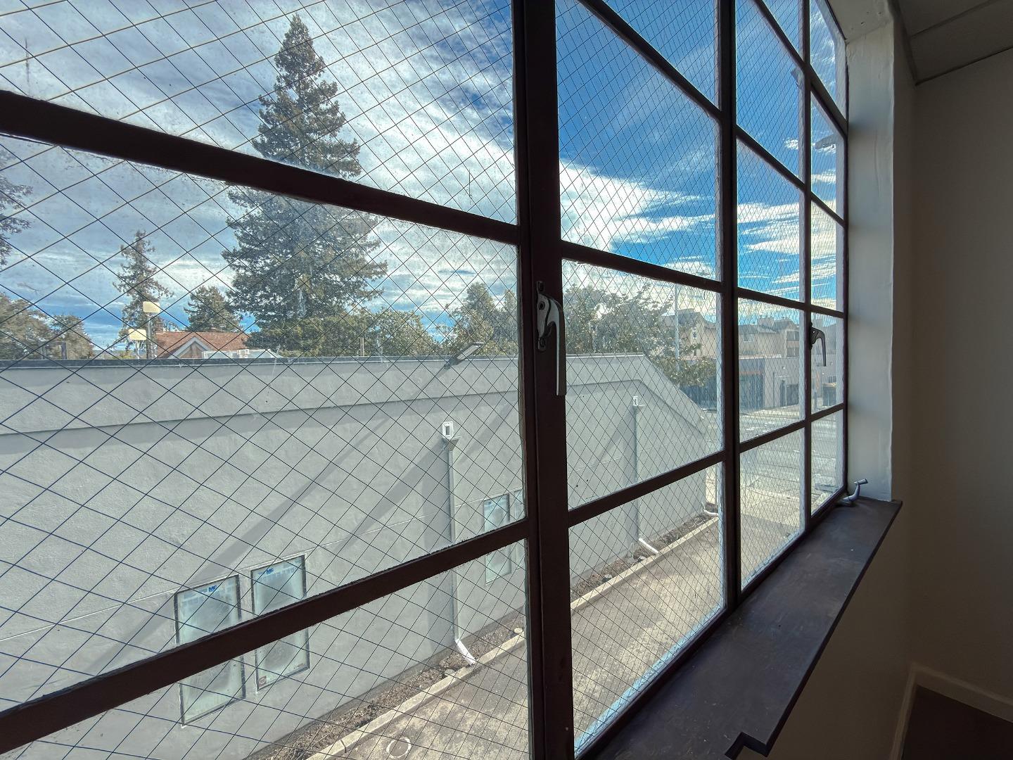 Detail Gallery Image 11 of 18 For 1260 a St, Hayward,  CA 94541 - – Beds | – Baths