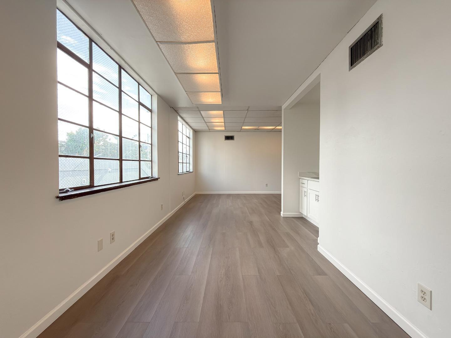 Detail Gallery Image 8 of 18 For 1260 a St, Hayward,  CA 94541 - – Beds | – Baths