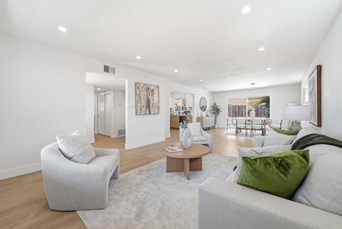 Detail Gallery Image 8 of 38 For 3221 Llano St, San Mateo,  CA 94403 - 4 Beds | 2 Baths