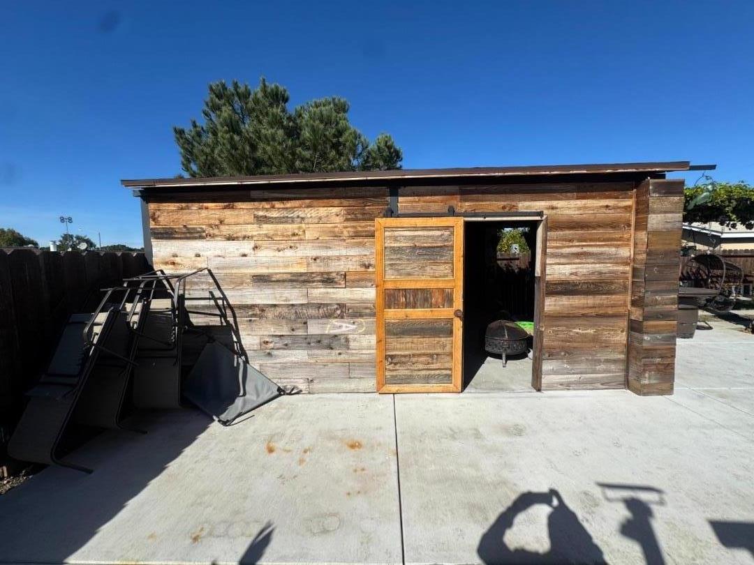 Detail Gallery Image 23 of 40 For 750 El Camino Paraiso, Hollister,  CA 95023 - 3 Beds | 1/1 Baths