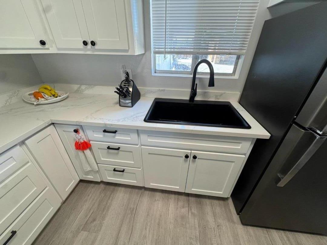 Detail Gallery Image 3 of 40 For 750 El Camino Paraiso, Hollister,  CA 95023 - 3 Beds | 1/1 Baths