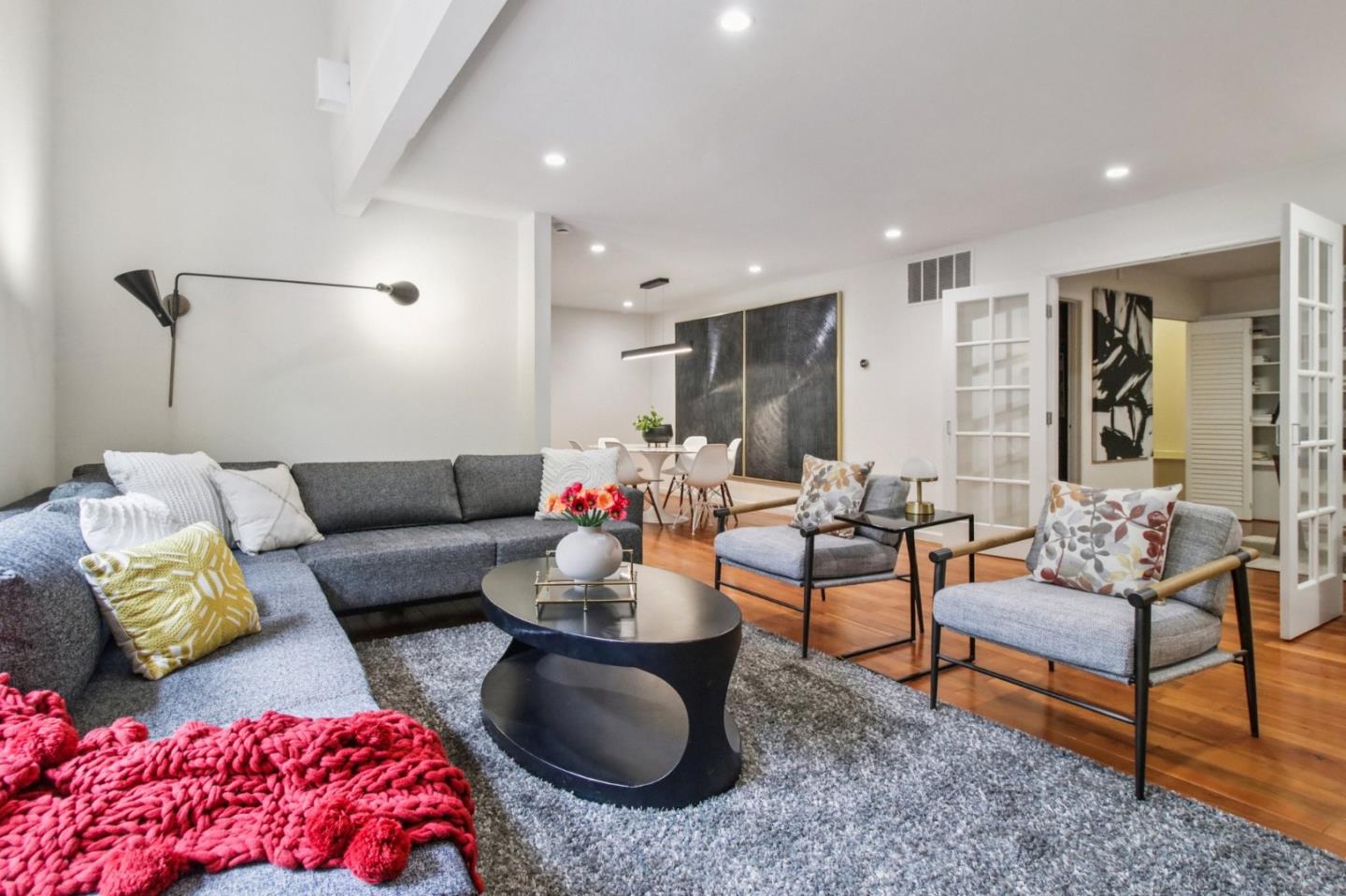 Detail Gallery Image 14 of 101 For 6875 the Turn, Oakland,  CA 94611 - 3 Beds | 2/1 Baths