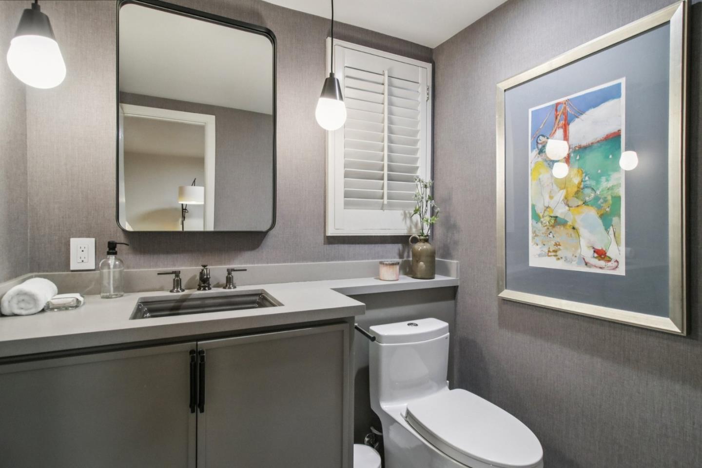 Detail Gallery Image 39 of 101 For 6875 the Turn, Oakland,  CA 94611 - 3 Beds | 2/1 Baths