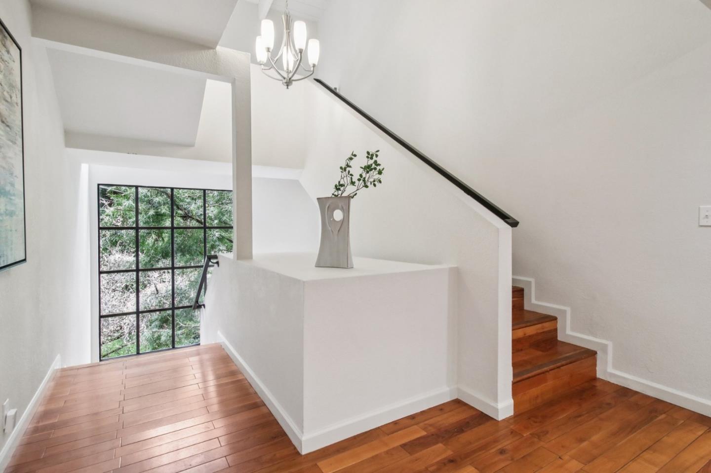 Detail Gallery Image 42 of 101 For 6875 the Turn, Oakland,  CA 94611 - 3 Beds | 2/1 Baths