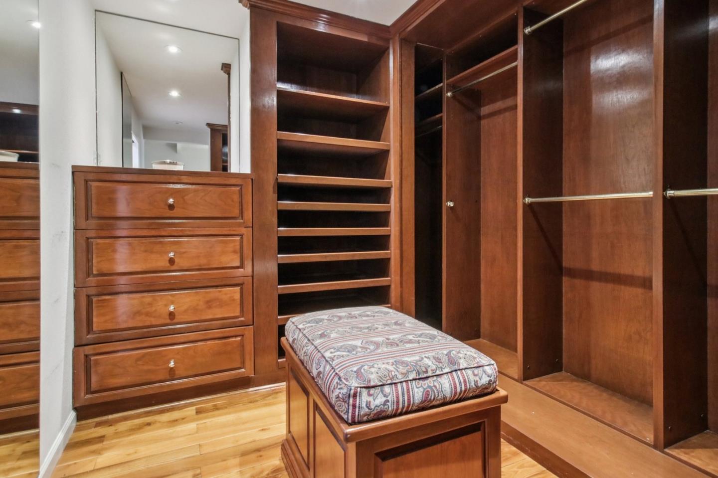 Detail Gallery Image 51 of 101 For 6875 the Turn, Oakland,  CA 94611 - 3 Beds | 2/1 Baths