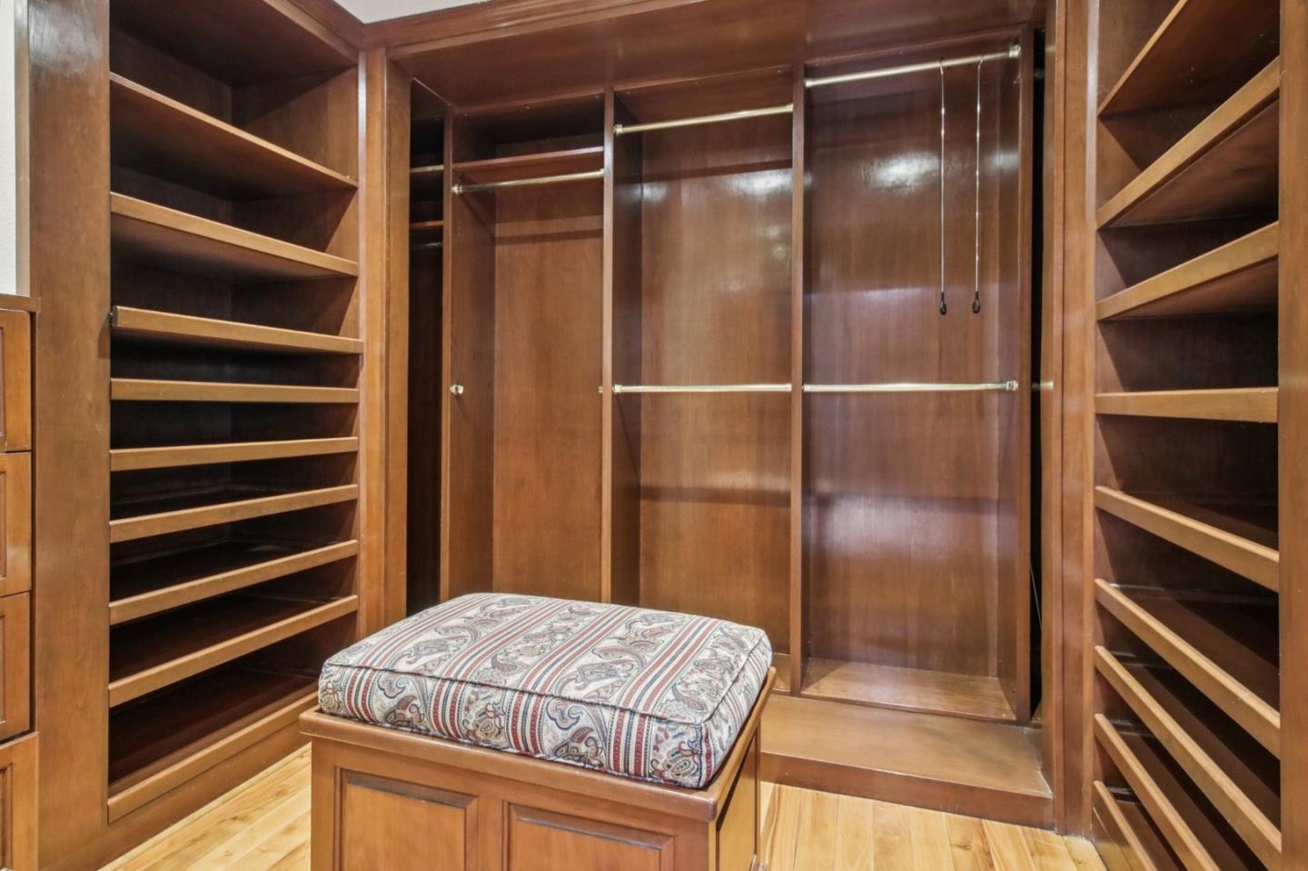 Detail Gallery Image 52 of 101 For 6875 the Turn, Oakland,  CA 94611 - 3 Beds | 2/1 Baths