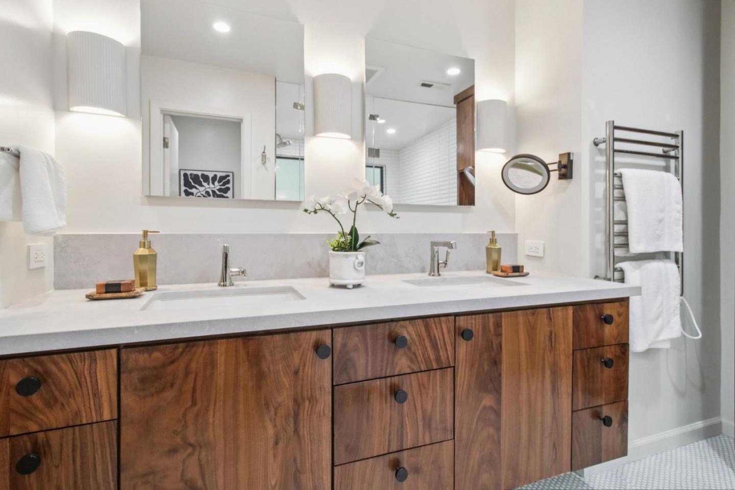 Detail Gallery Image 53 of 101 For 6875 the Turn, Oakland,  CA 94611 - 3 Beds | 2/1 Baths