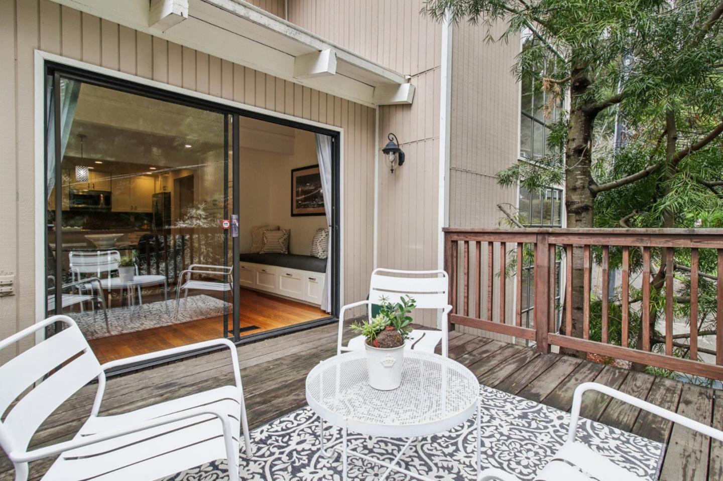 Detail Gallery Image 69 of 101 For 6875 the Turn, Oakland,  CA 94611 - 3 Beds | 2/1 Baths