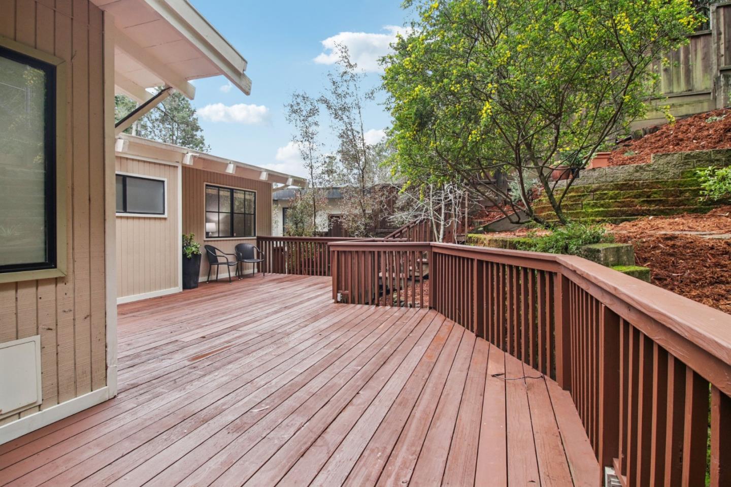 Detail Gallery Image 73 of 101 For 6875 the Turn, Oakland,  CA 94611 - 3 Beds | 2/1 Baths