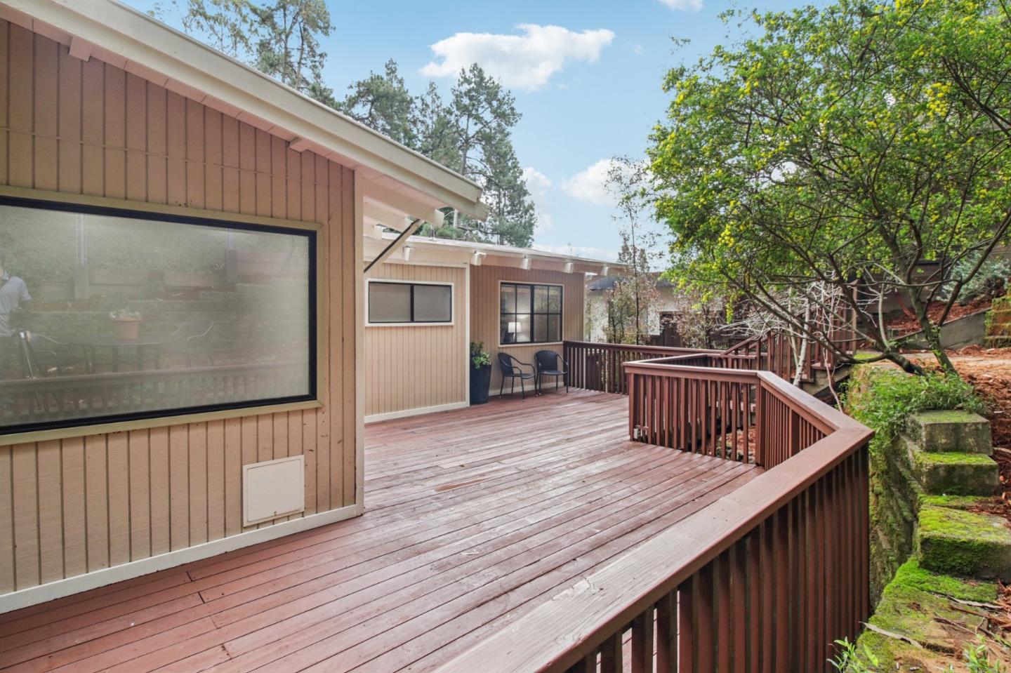 Detail Gallery Image 79 of 101 For 6875 the Turn, Oakland,  CA 94611 - 3 Beds | 2/1 Baths