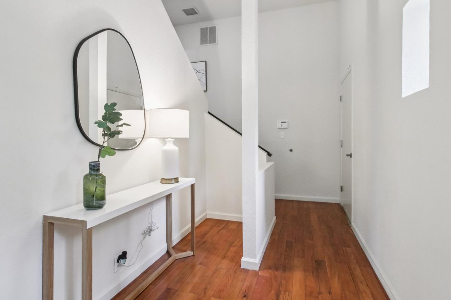 Detail Gallery Image 8 of 101 For 6875 the Turn, Oakland,  CA 94611 - 3 Beds | 2/1 Baths