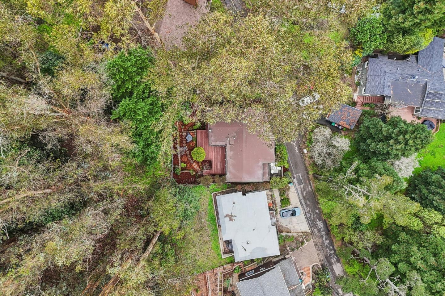 Detail Gallery Image 85 of 101 For 6875 the Turn, Oakland,  CA 94611 - 3 Beds | 2/1 Baths