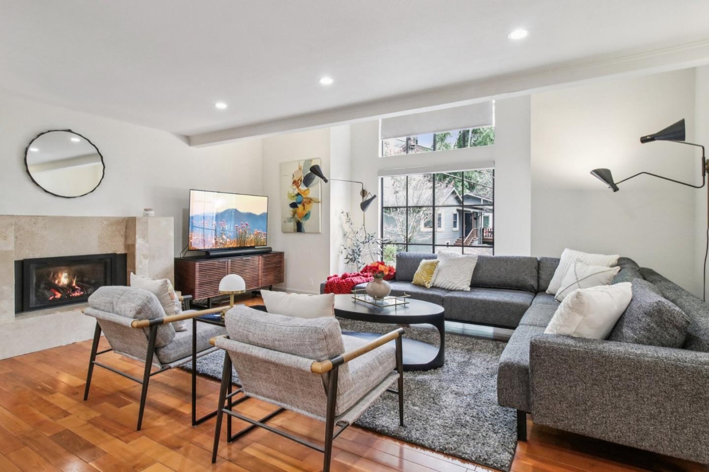 Detail Gallery Image 9 of 101 For 6875 the Turn, Oakland,  CA 94611 - 3 Beds | 2/1 Baths