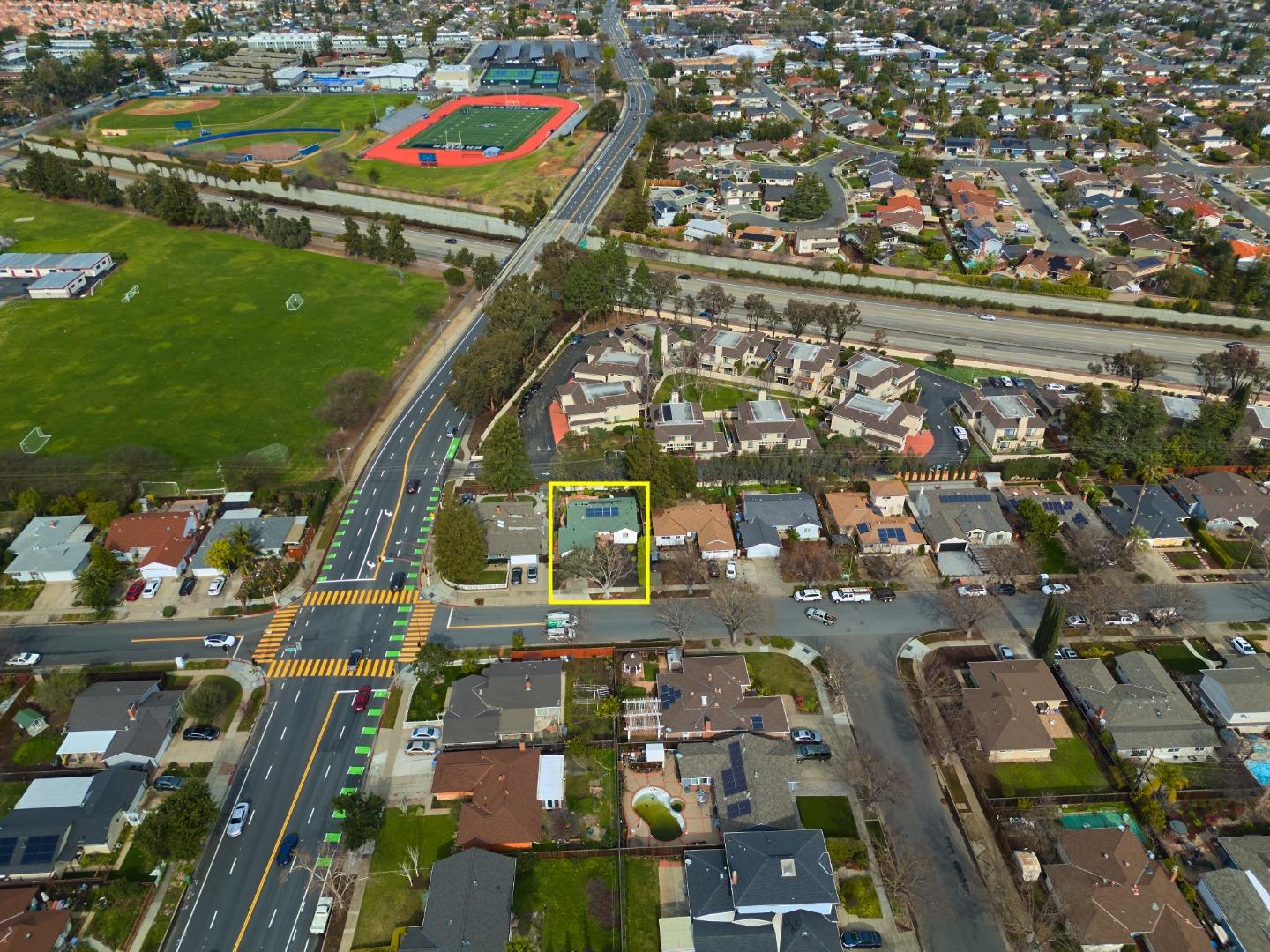 Detail Gallery Image 3 of 20 For 1441 Dentwood Dr, San Jose,  CA 95118 - 4 Beds | 2 Baths