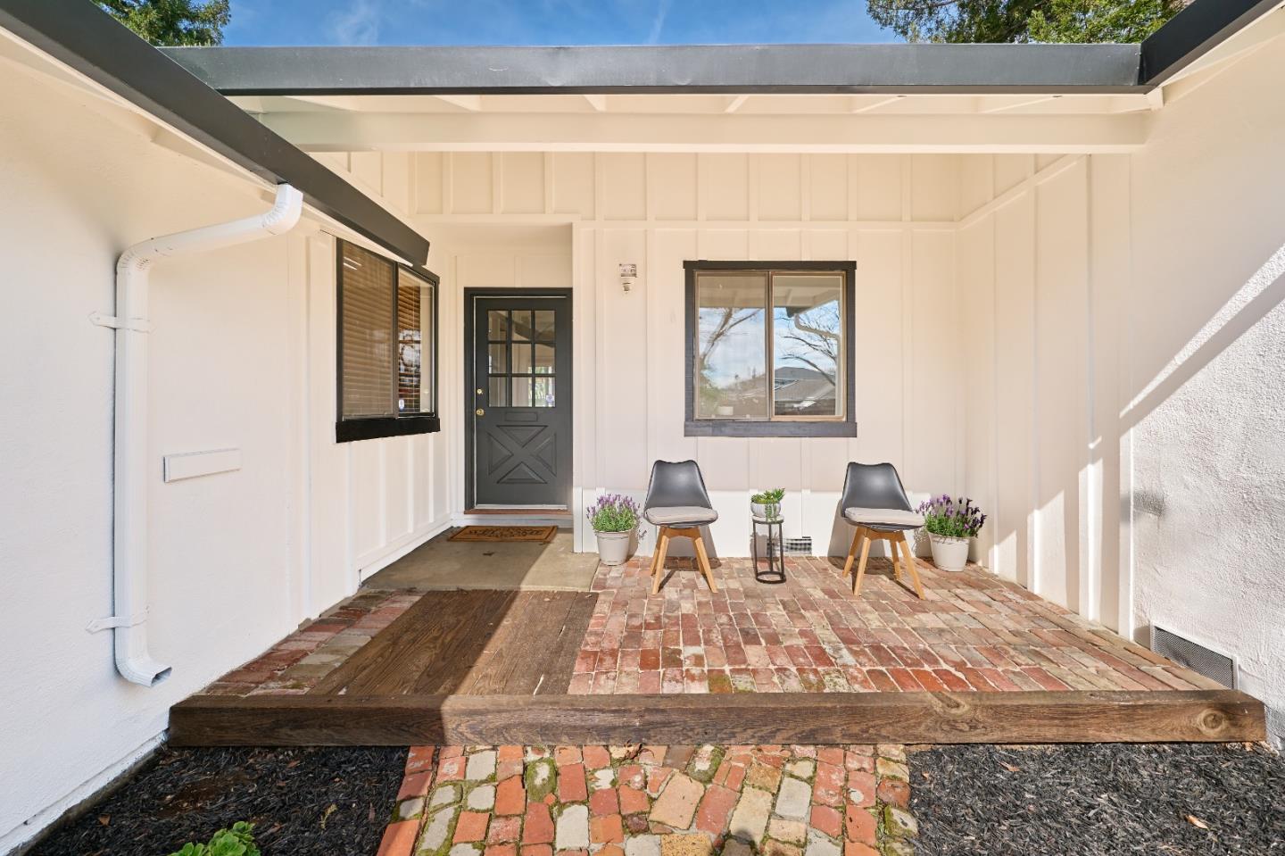 Detail Gallery Image 4 of 20 For 1441 Dentwood Dr, San Jose,  CA 95118 - 4 Beds | 2 Baths