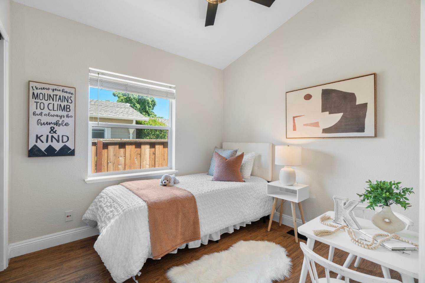 Detail Gallery Image 14 of 24 For 458 Laswell Ave, San Jose,  CA 95128 - 3 Beds | 2 Baths