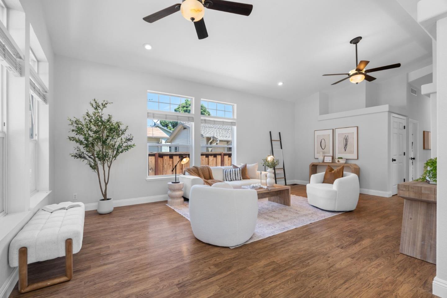 Detail Gallery Image 4 of 24 For 458 Laswell Ave, San Jose,  CA 95128 - 3 Beds | 2 Baths