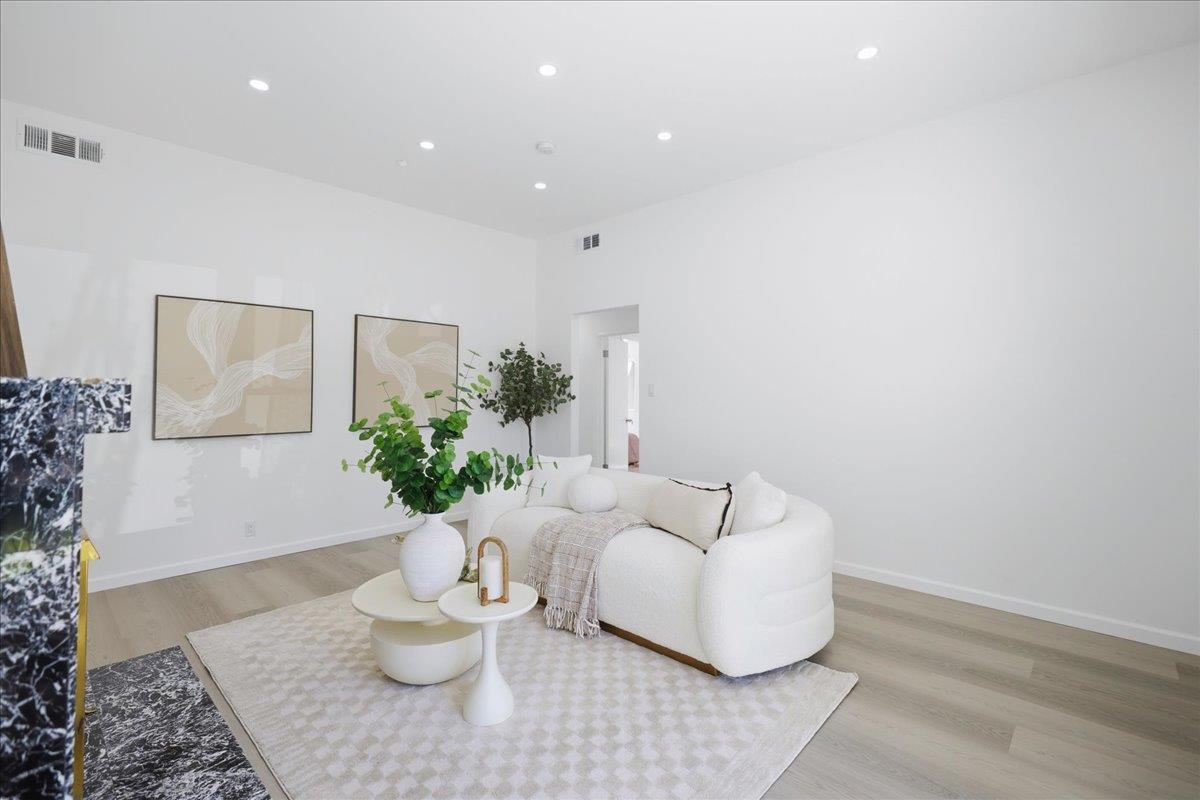 Detail Gallery Image 20 of 79 For 609 Gloria Ct, San Mateo,  CA 94401 - 4 Beds | 2 Baths