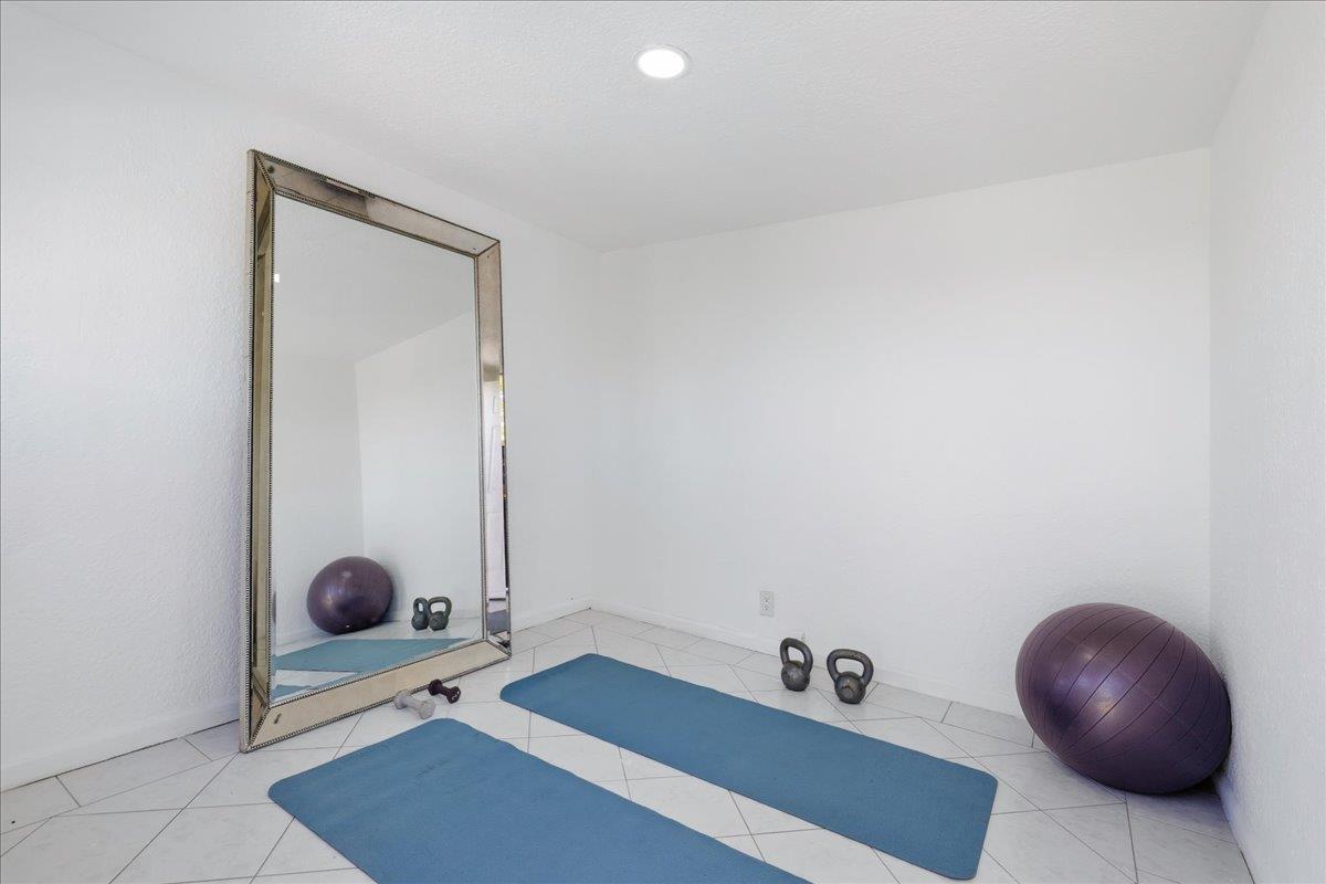 Detail Gallery Image 64 of 79 For 609 Gloria Ct, San Mateo,  CA 94401 - 4 Beds | 2 Baths