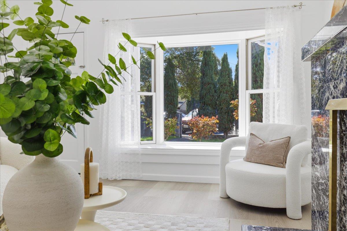 Detail Gallery Image 7 of 79 For 609 Gloria Ct, San Mateo,  CA 94401 - 4 Beds | 2 Baths