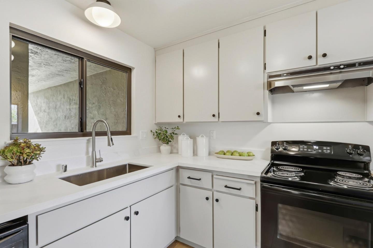 Photo #7: ML82036138 Listing: Photo #7