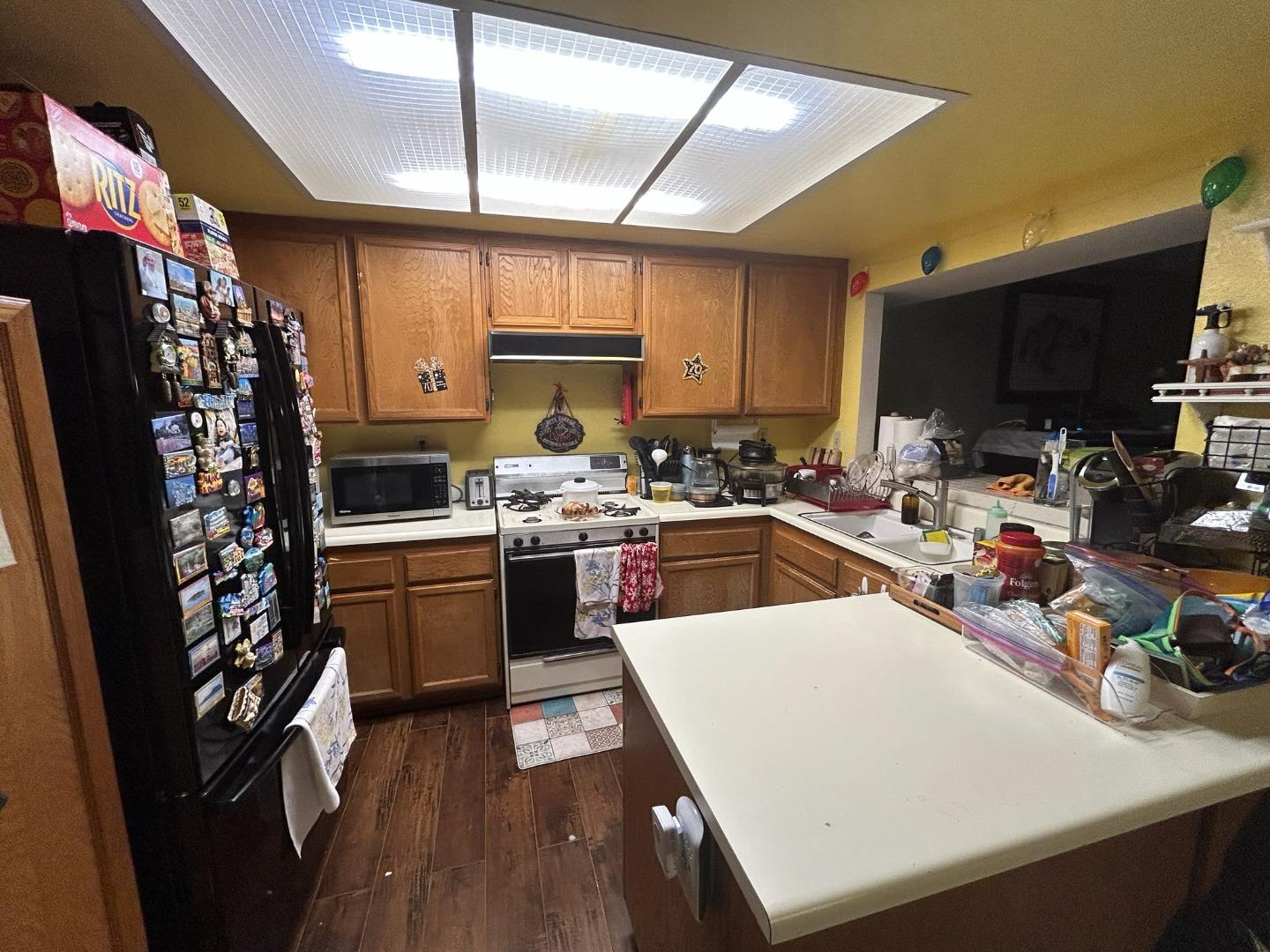 Detail Gallery Image 10 of 14 For 13420 Telluride Dr, Chino Hills,  CA 91709 - 3 Beds | 2/1 Baths