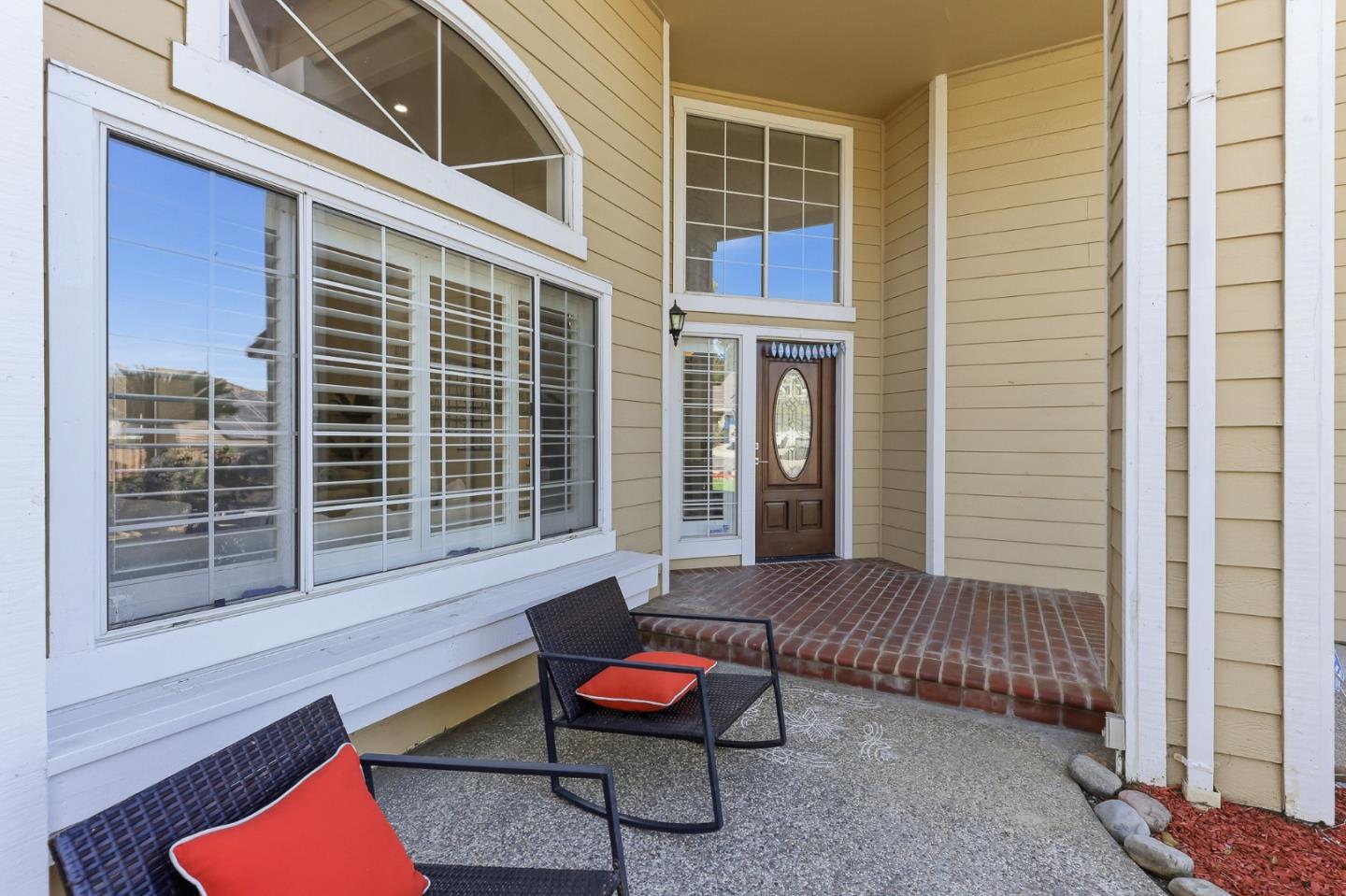 Detail Gallery Image 12 of 116 For 4168 Pinot Gris Way, San Jose,  CA 95135 - 5 Beds | 3 Baths