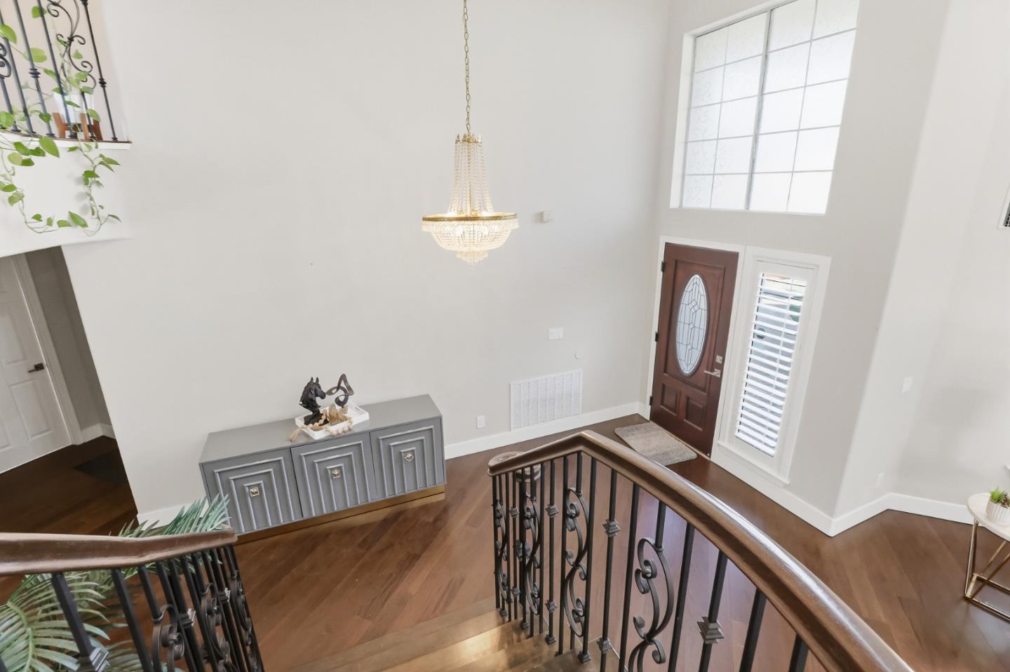 Detail Gallery Image 23 of 116 For 4168 Pinot Gris Way, San Jose,  CA 95135 - 5 Beds | 3 Baths