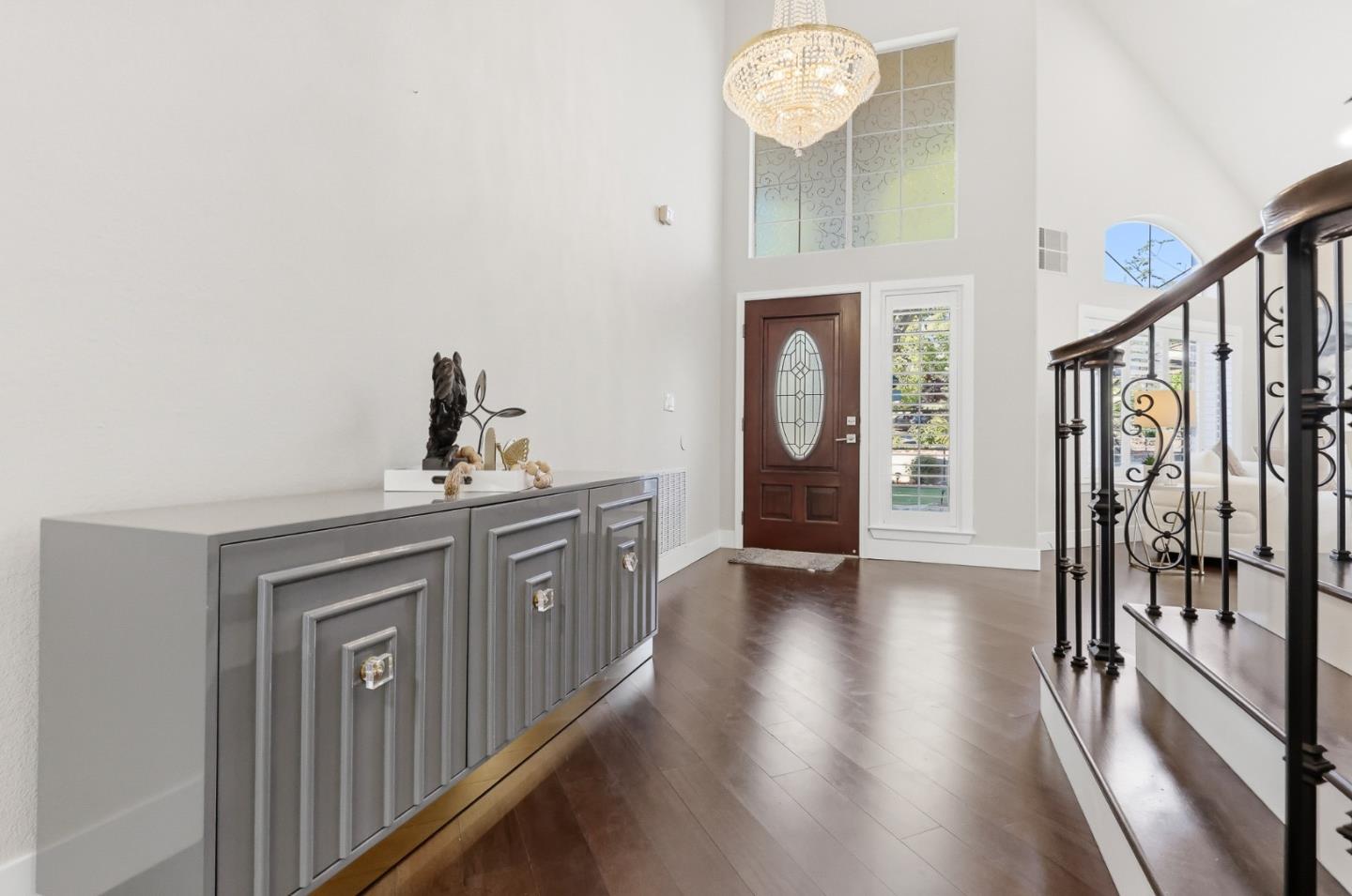 Detail Gallery Image 24 of 116 For 4168 Pinot Gris Way, San Jose,  CA 95135 - 5 Beds | 3 Baths