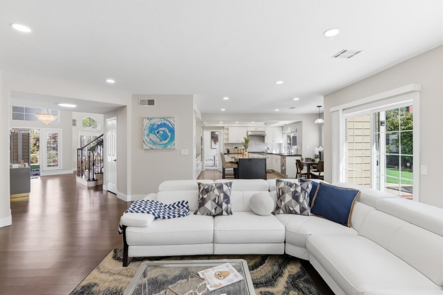 Detail Gallery Image 38 of 116 For 4168 Pinot Gris Way, San Jose,  CA 95135 - 5 Beds | 3 Baths