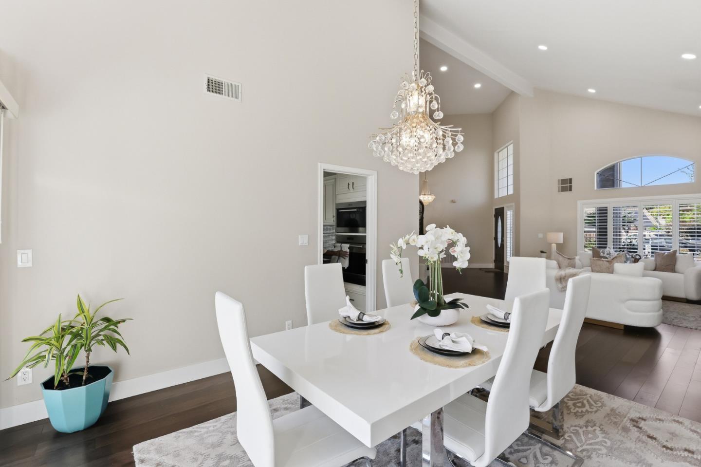 Detail Gallery Image 44 of 116 For 4168 Pinot Gris Way, San Jose,  CA 95135 - 5 Beds | 3 Baths