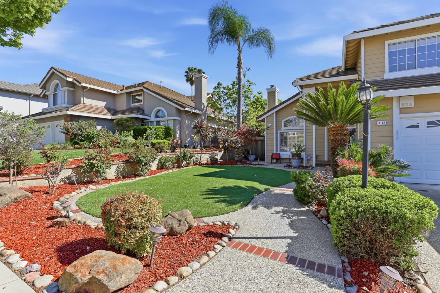 Detail Gallery Image 5 of 116 For 4168 Pinot Gris Way, San Jose,  CA 95135 - 5 Beds | 3 Baths