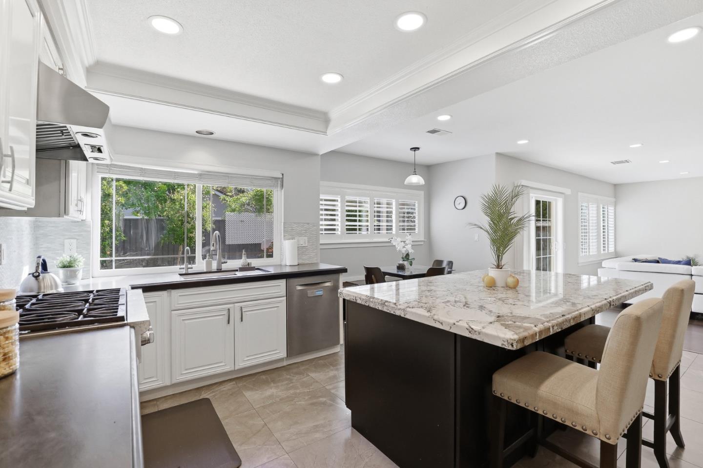 Detail Gallery Image 59 of 116 For 4168 Pinot Gris Way, San Jose,  CA 95135 - 5 Beds | 3 Baths