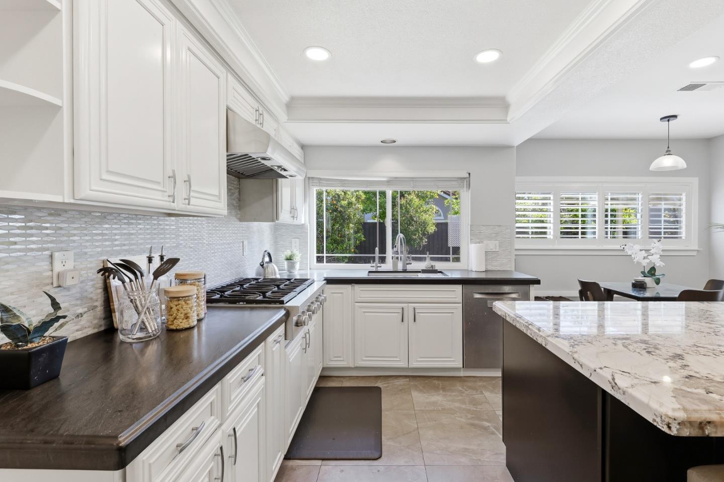 Detail Gallery Image 62 of 116 For 4168 Pinot Gris Way, San Jose,  CA 95135 - 5 Beds | 3 Baths