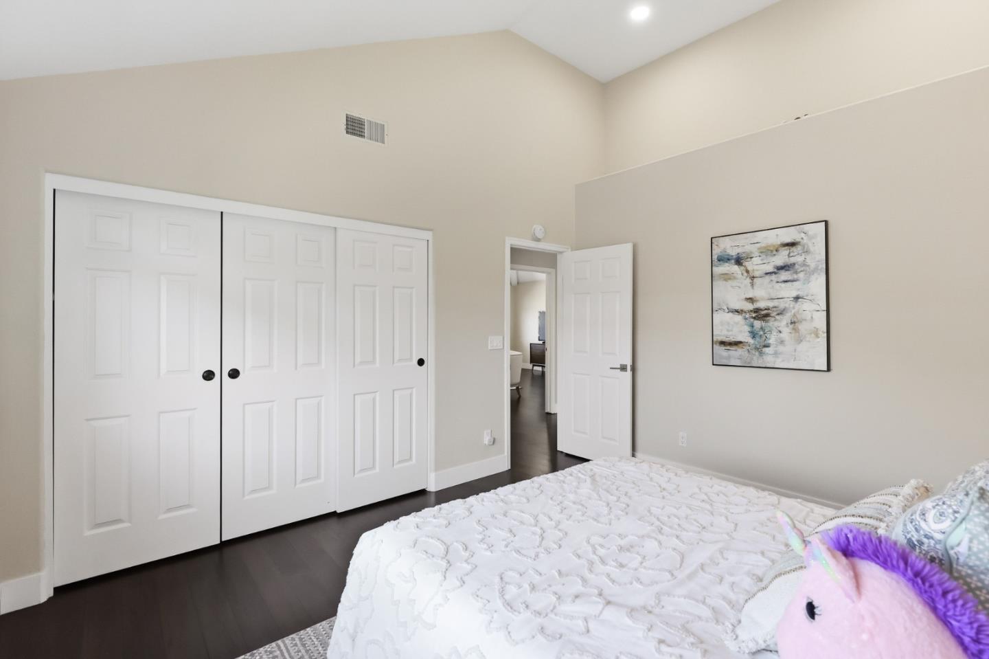 Detail Gallery Image 78 of 116 For 4168 Pinot Gris Way, San Jose,  CA 95135 - 5 Beds | 3 Baths