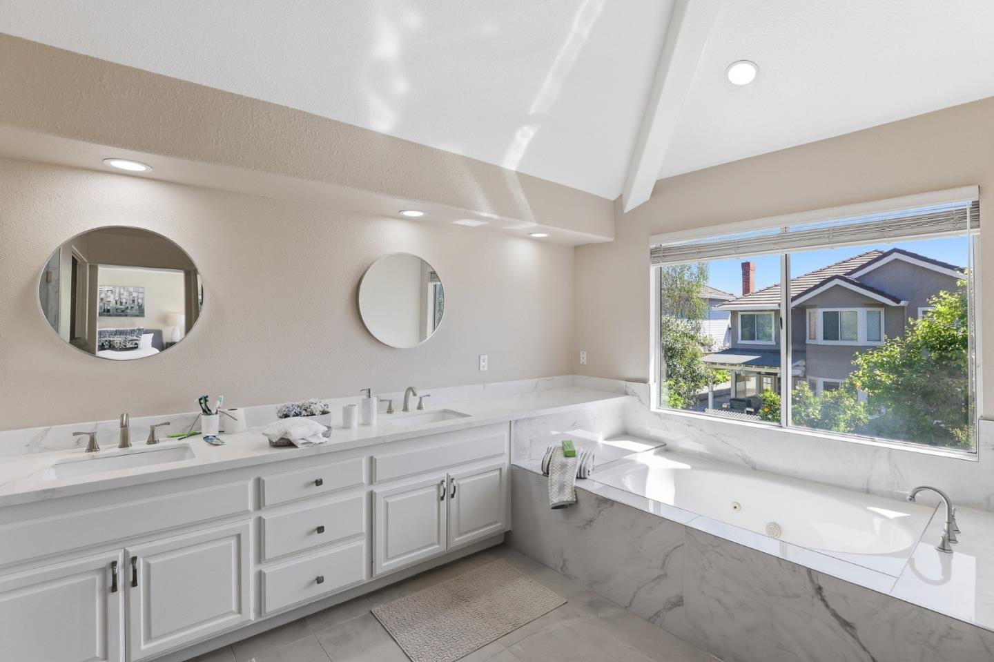 Detail Gallery Image 92 of 116 For 4168 Pinot Gris Way, San Jose,  CA 95135 - 5 Beds | 3 Baths