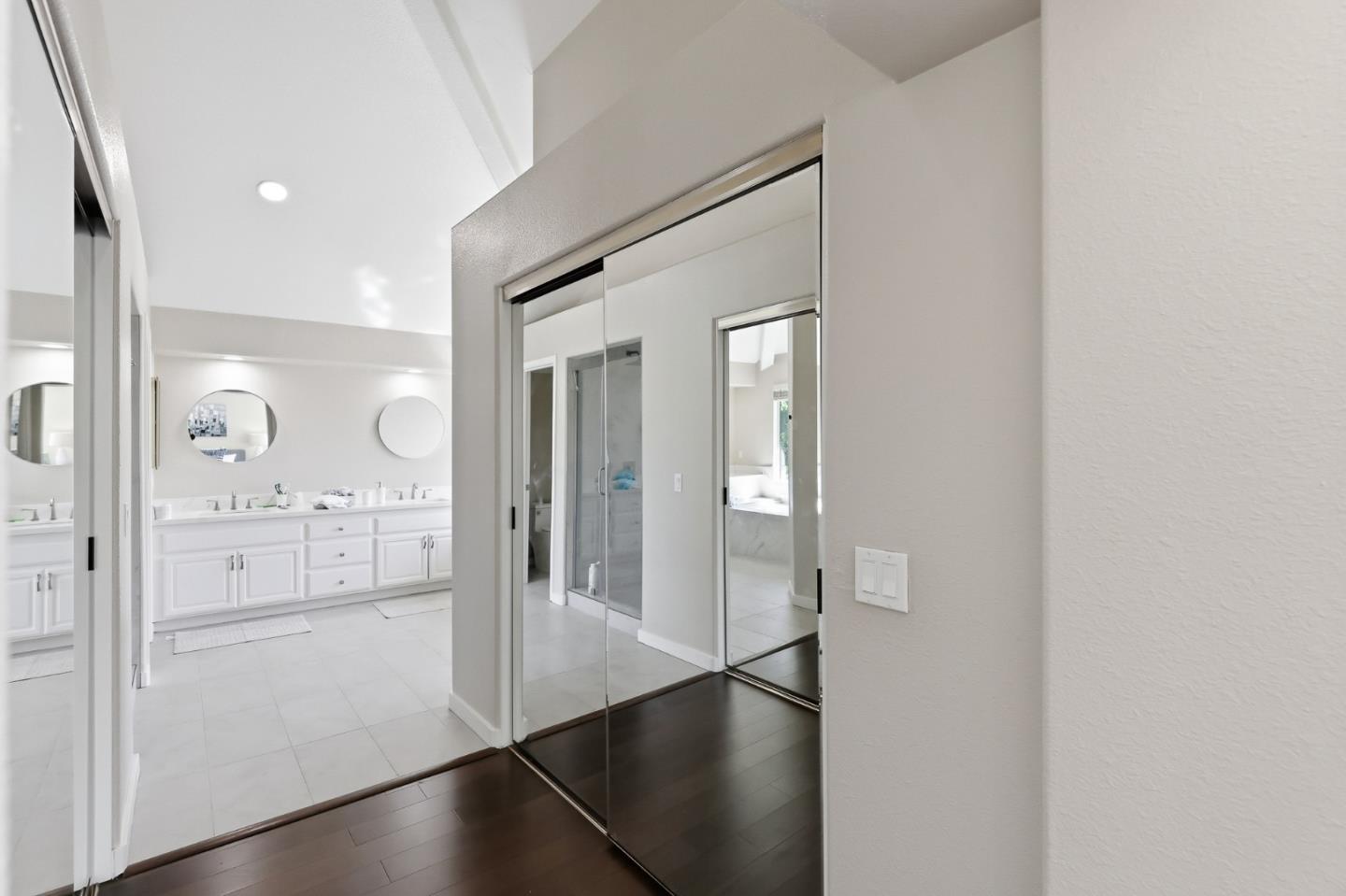 Detail Gallery Image 95 of 116 For 4168 Pinot Gris Way, San Jose,  CA 95135 - 5 Beds | 3 Baths