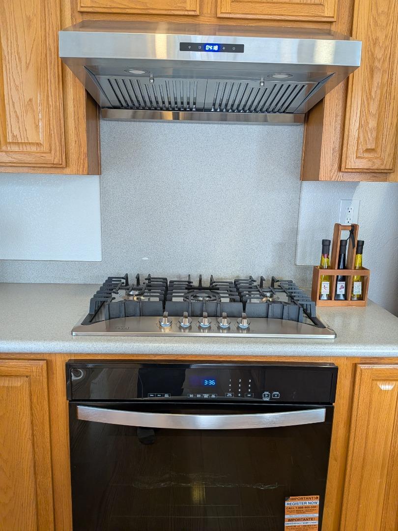 Detail Gallery Image 13 of 49 For 1836 Fumia, San Jose,  CA 95131 - 5 Beds | 2/1 Baths