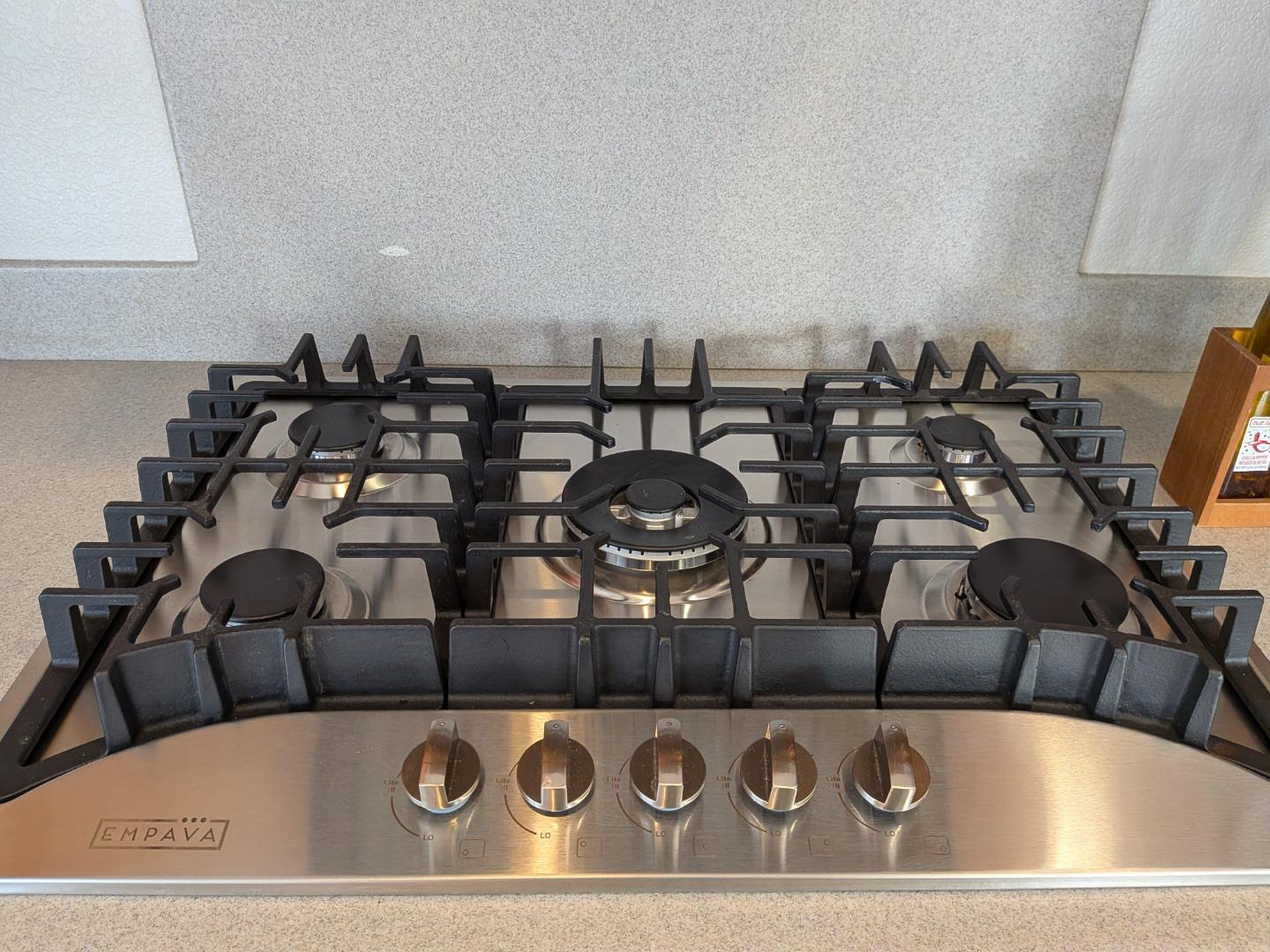 Detail Gallery Image 14 of 49 For 1836 Fumia, San Jose,  CA 95131 - 5 Beds | 2/1 Baths