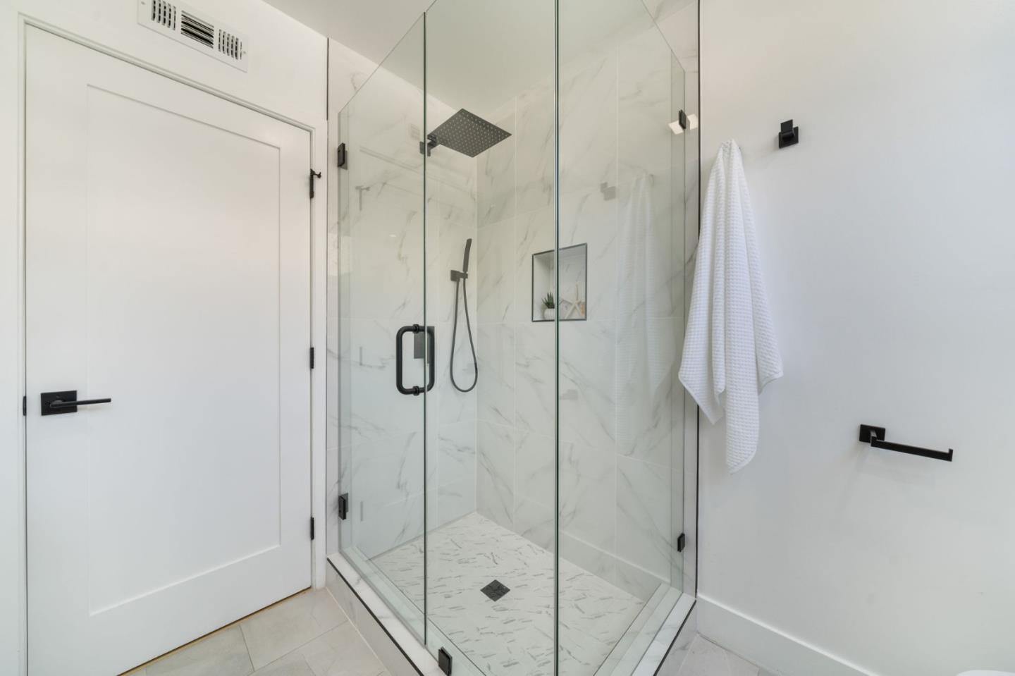 Detail Gallery Image 34 of 51 For 1149 S Daniel Way, San Jose,  CA 95128 - 4 Beds | 3 Baths