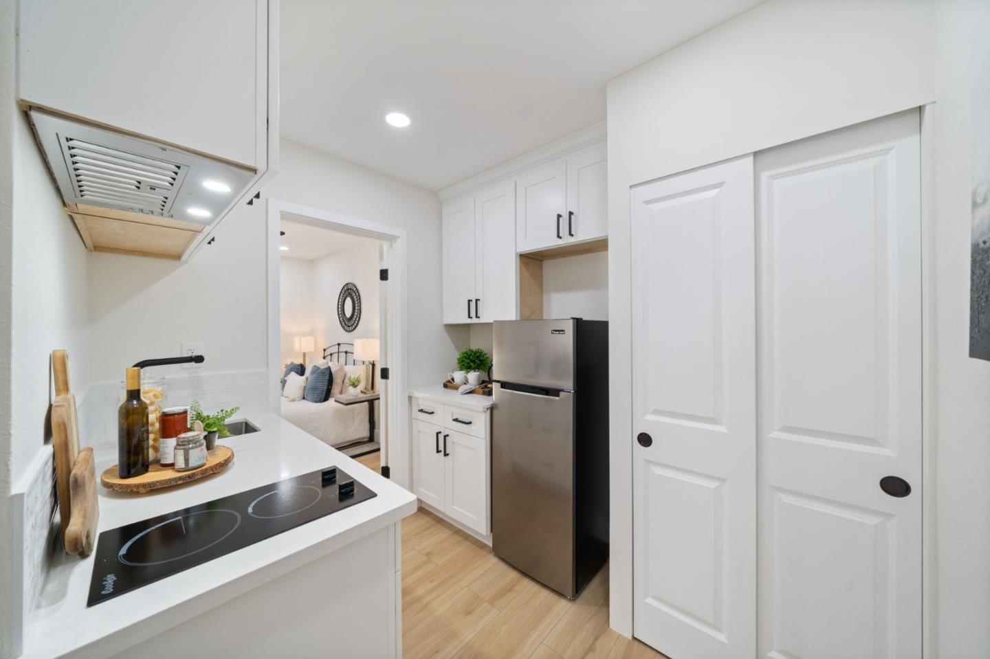 Detail Gallery Image 47 of 51 For 1149 S Daniel Way, San Jose,  CA 95128 - 4 Beds | 3 Baths