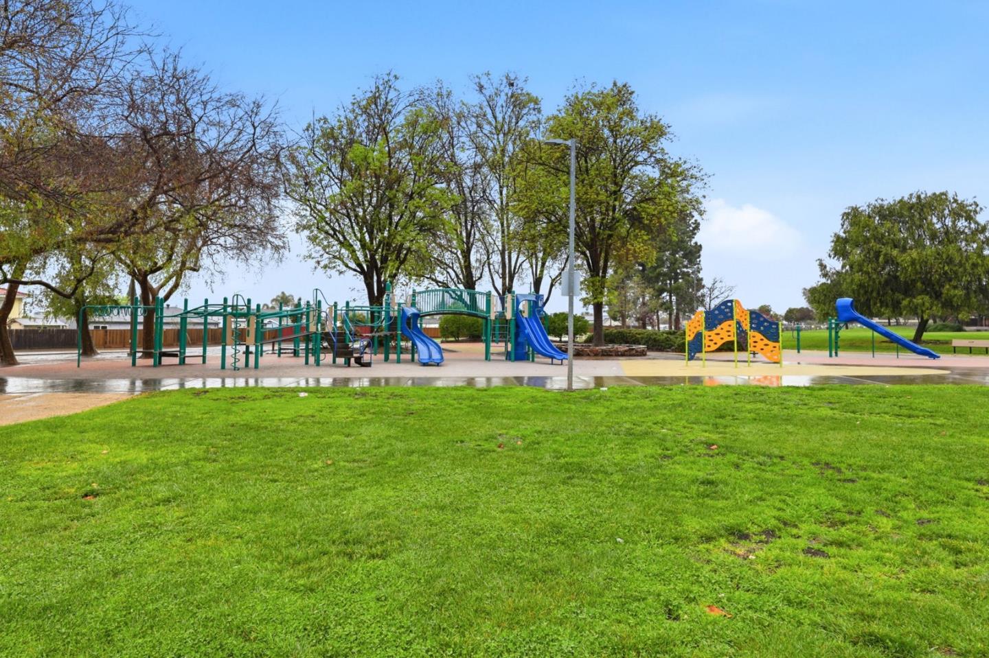 Detail Gallery Image 38 of 39 For 1637 Roger St, Milpitas,  CA 95035 - 3 Beds | 1 Baths