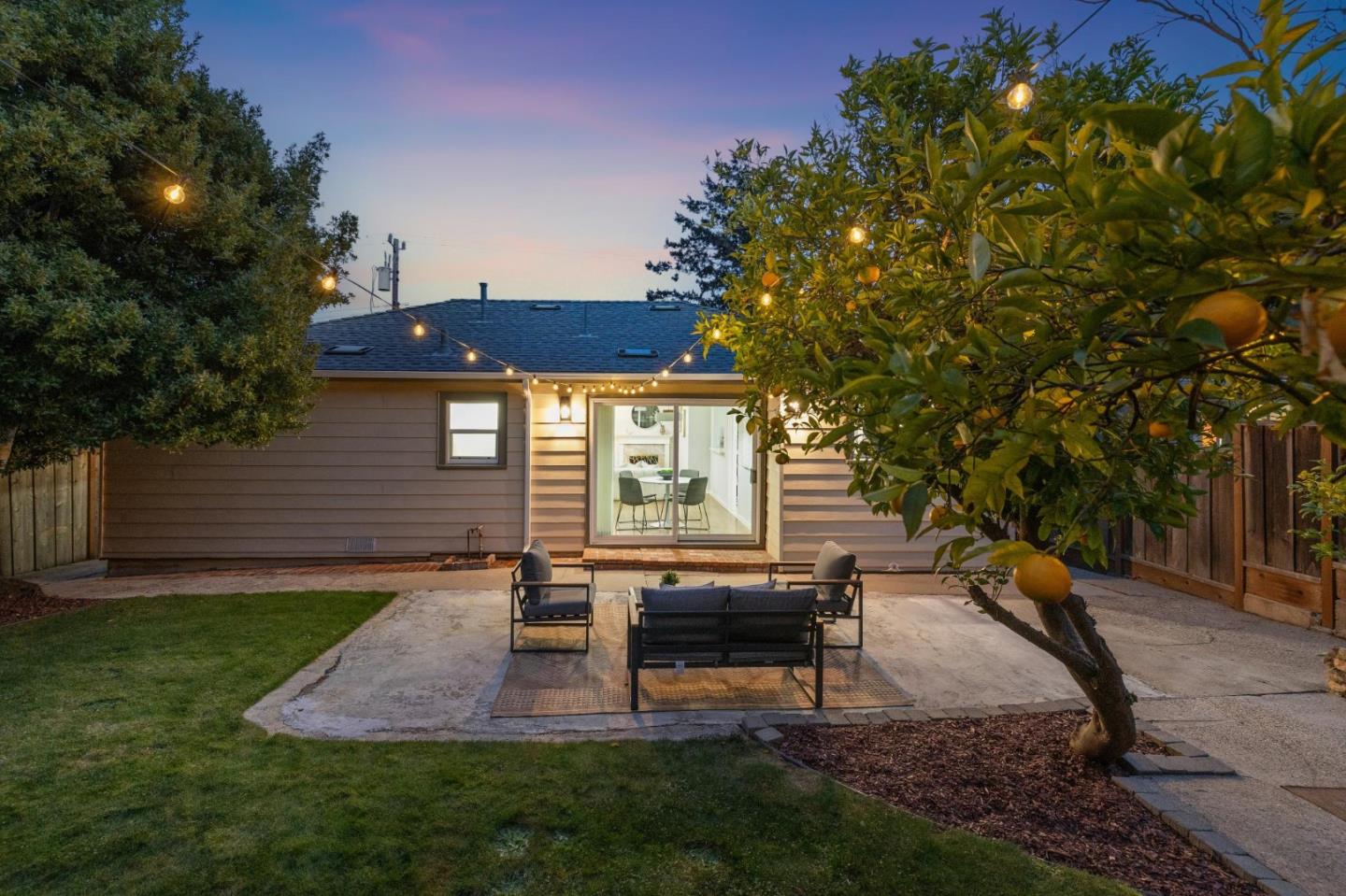 Front Image Thumbnail for ML82036149