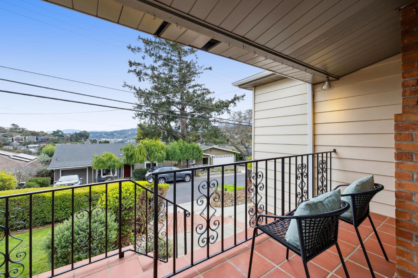 Detail Gallery Image 6 of 62 For 2018 Monroe Ave, Belmont,  CA 94002 - 3 Beds | 1 Baths